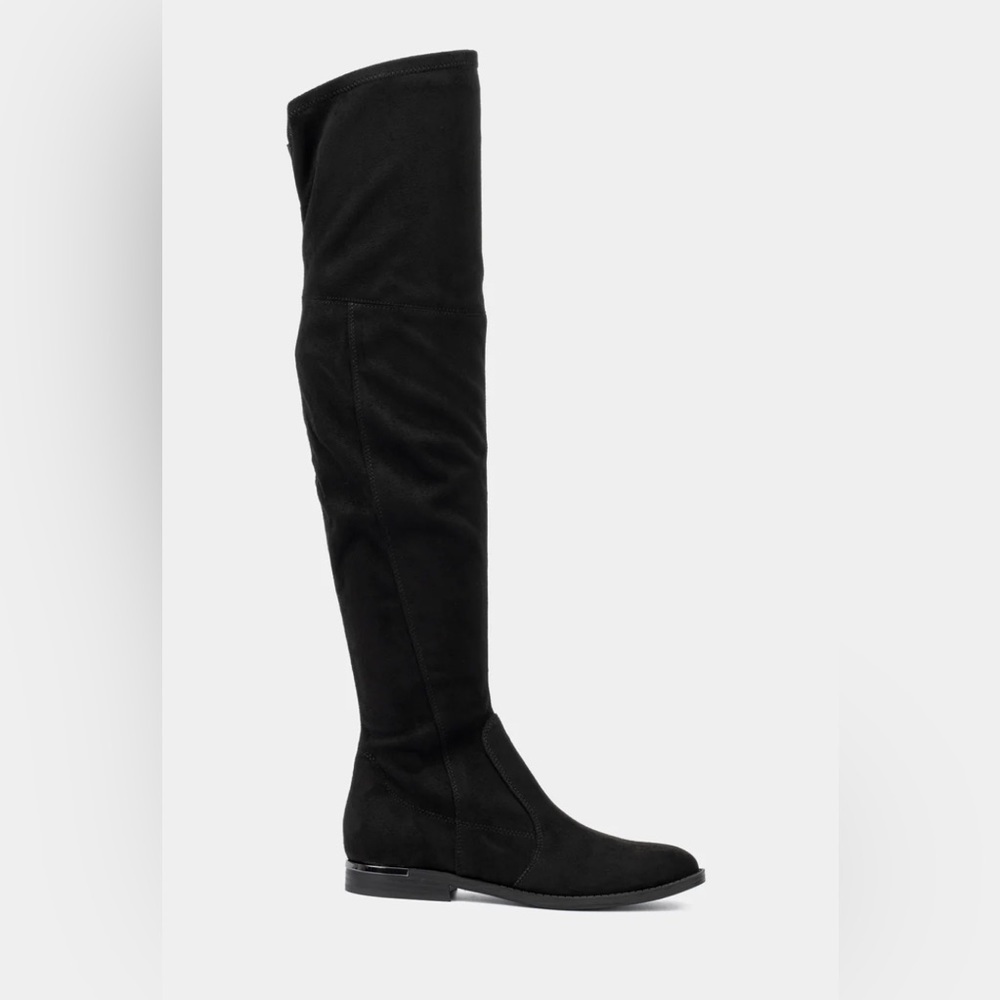 MARC FISHER.
Renn Boot. Note: No Box and a little repair on the zip image shown